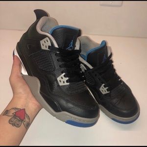 Air Jordan 4s (Motor Sports)